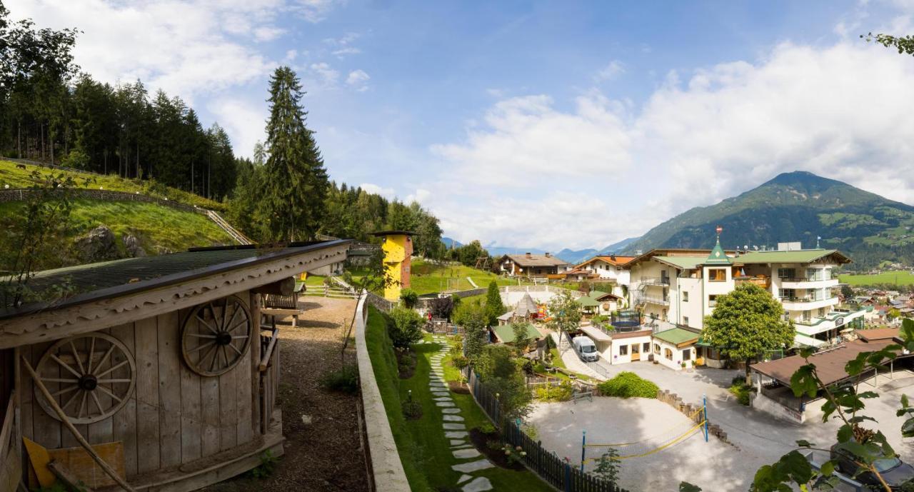 Alpin Family Resort Seetal كالتنباش المظهر الخارجي الصورة