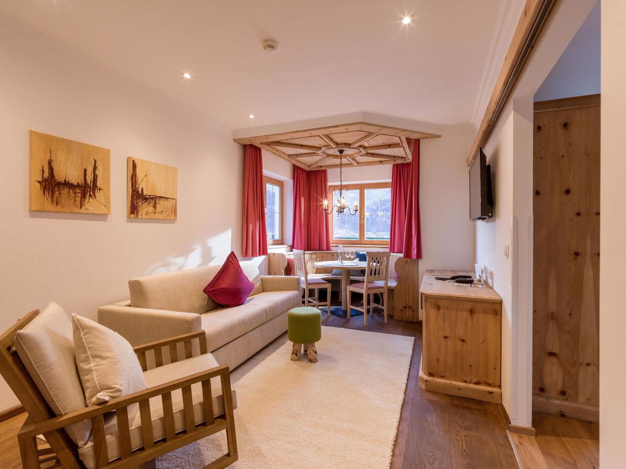 Alpin Family Resort Seetal كالتنباش الغرفة الصورة