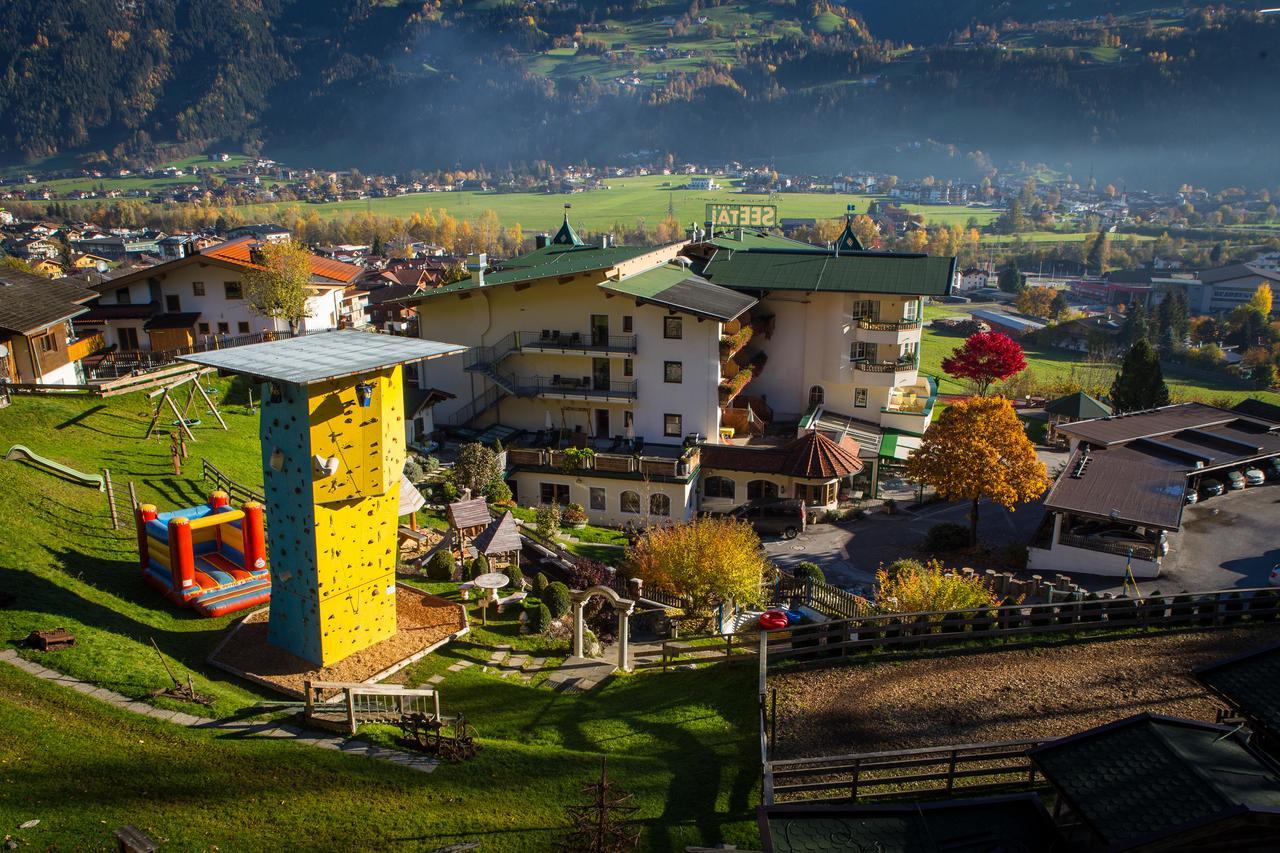 Alpin Family Resort Seetal كالتنباش المظهر الخارجي الصورة