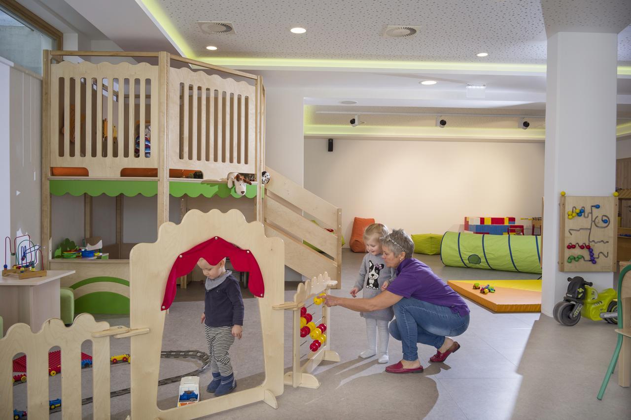 Alpin Family Resort Seetal كالتنباش المظهر الخارجي الصورة
